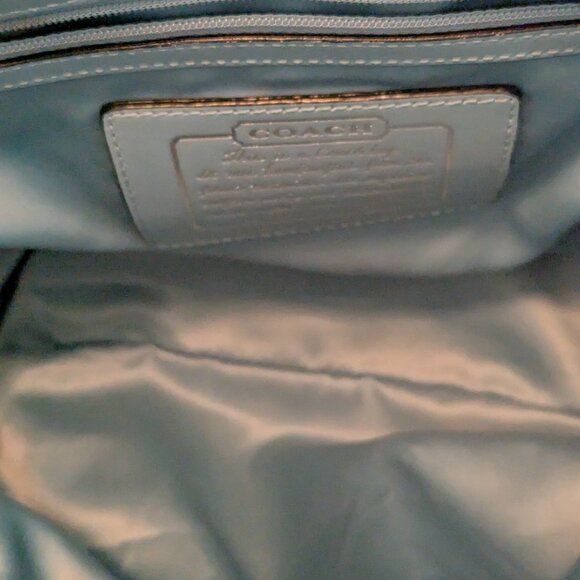 Coach F13533 Signature Kiss Lock Center Satchel - Picture 12 of 15
